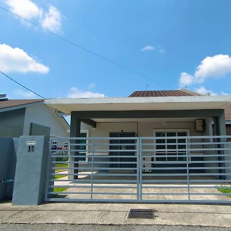 Tilapia Guest House Temerloh Buitenkant foto